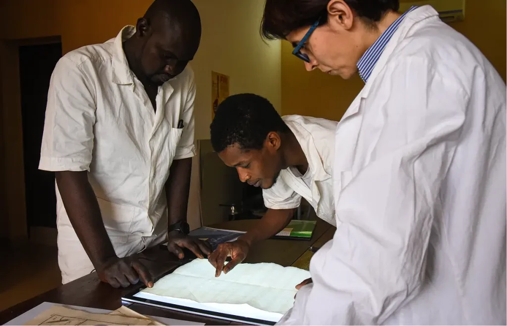 Training course on manuscripts in Timbuktu © Nicolas Réméné-69 (1)